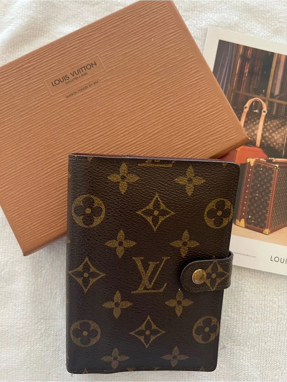 LOUIS VUITTON Small Ring Agenda PM Monogram with original box and pen